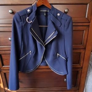 Womans White House cropped jacket